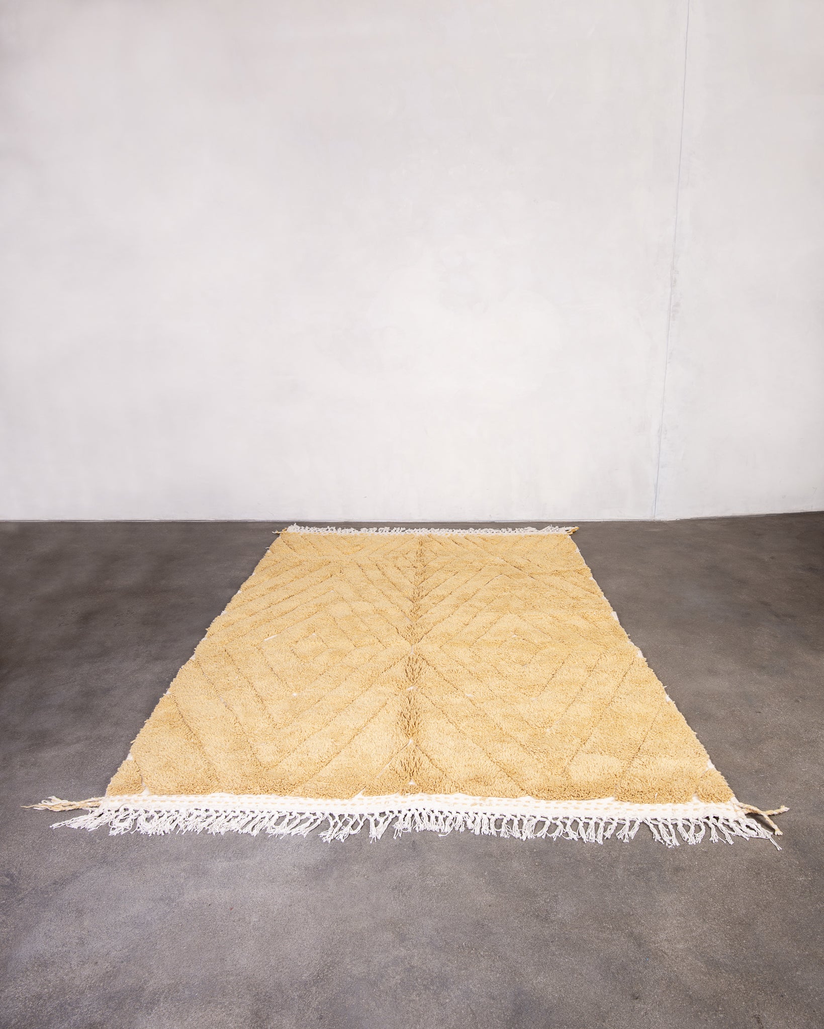 Modern designer handcrafted Berber rug from morocco Beniourain with beautiful colors and patterns